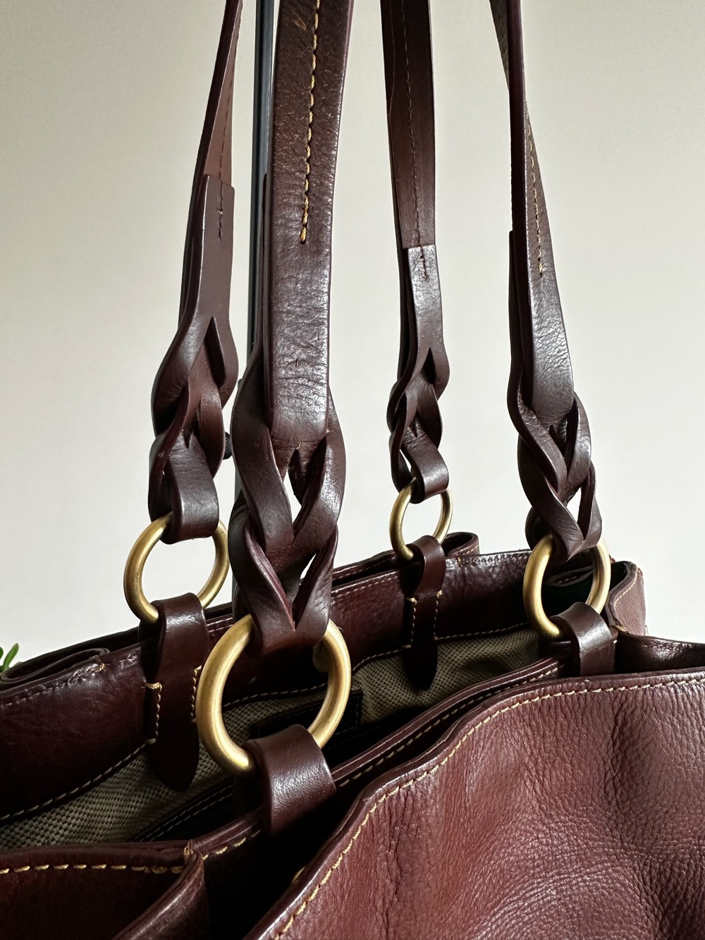 Dooney & Bourke Large Zip Chestnut Florentine Barlow Bag - Picture 4 of 12